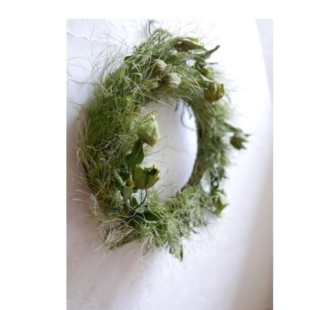 クリスマスローズのリース Costmary