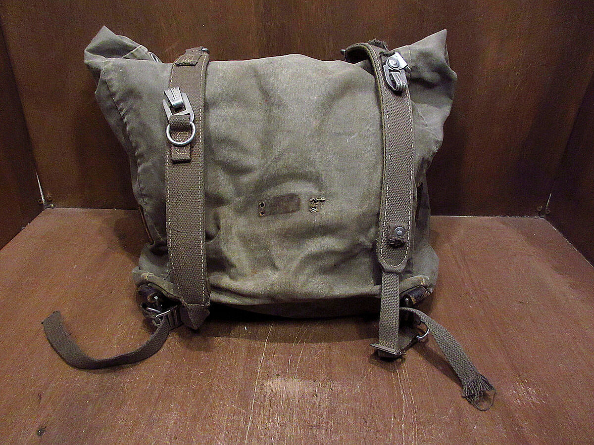 中華のおせち贈り物 ドイツ軍?ブレッドバック レア バックパック