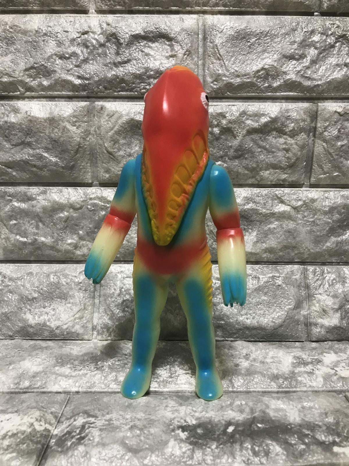 大人気の メトロン星人 ブルマァク 当時物 ソフビ 特撮