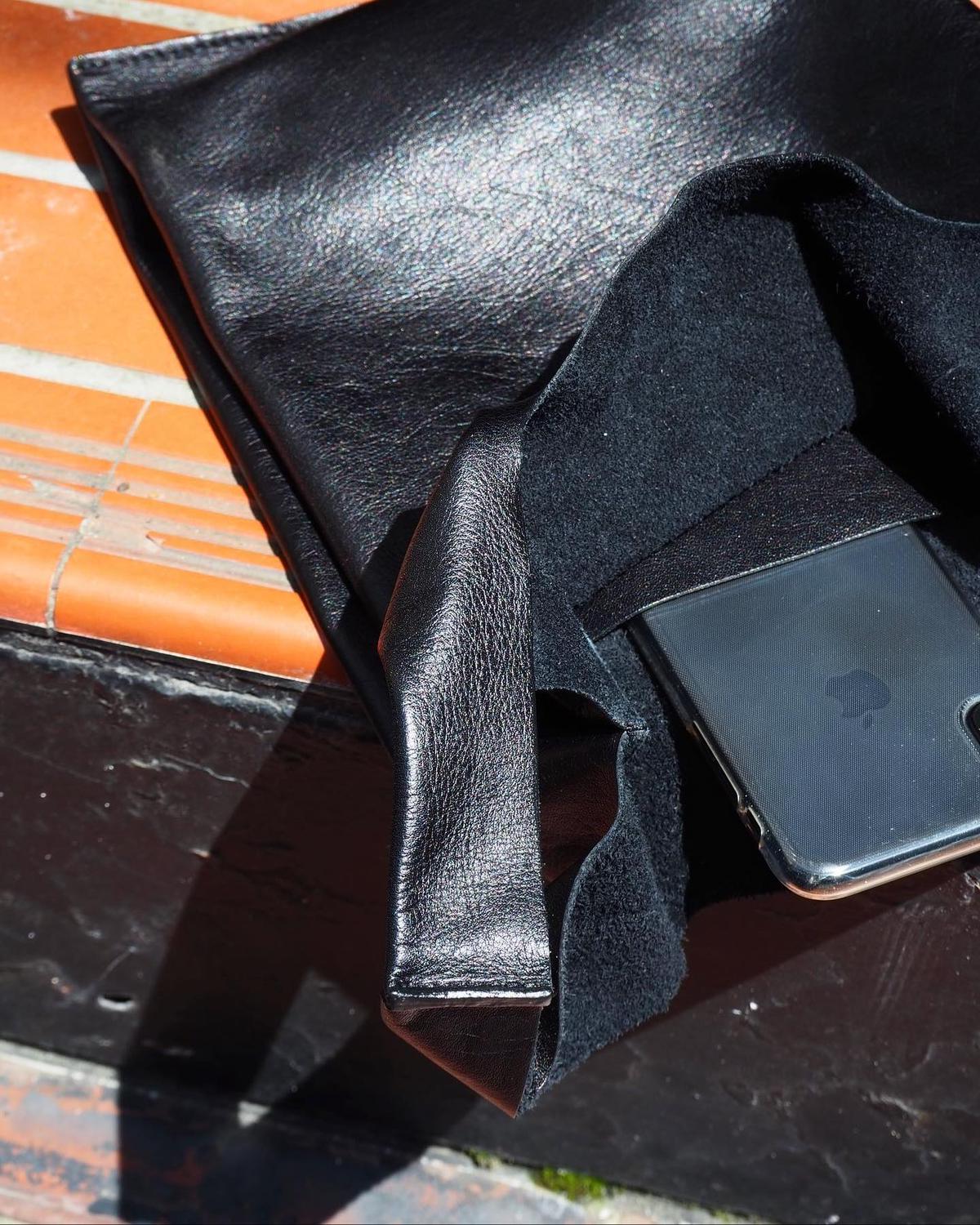 Made in ASAKUSA” LEATHER CONVENI BUKURO