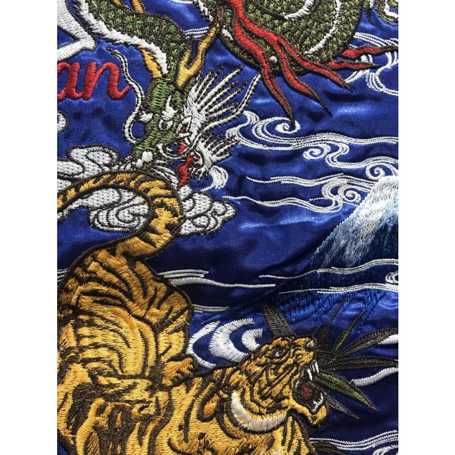 横須賀発祥 スカジャン 横須賀ジャンパー SUKAJAN 刺繍タイガー ドラゴン青 | ROLIKO 横須賀発祥 スカジャン 横須賀ジャンパー SUKAJAN 刺繍タイガー ドラゴン青 | ROLIKO