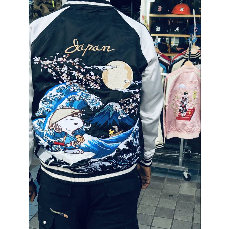 豪華 総刺繍 横須賀発祥 スカジャン Sukajan スヌーピー Snoopy 正規品