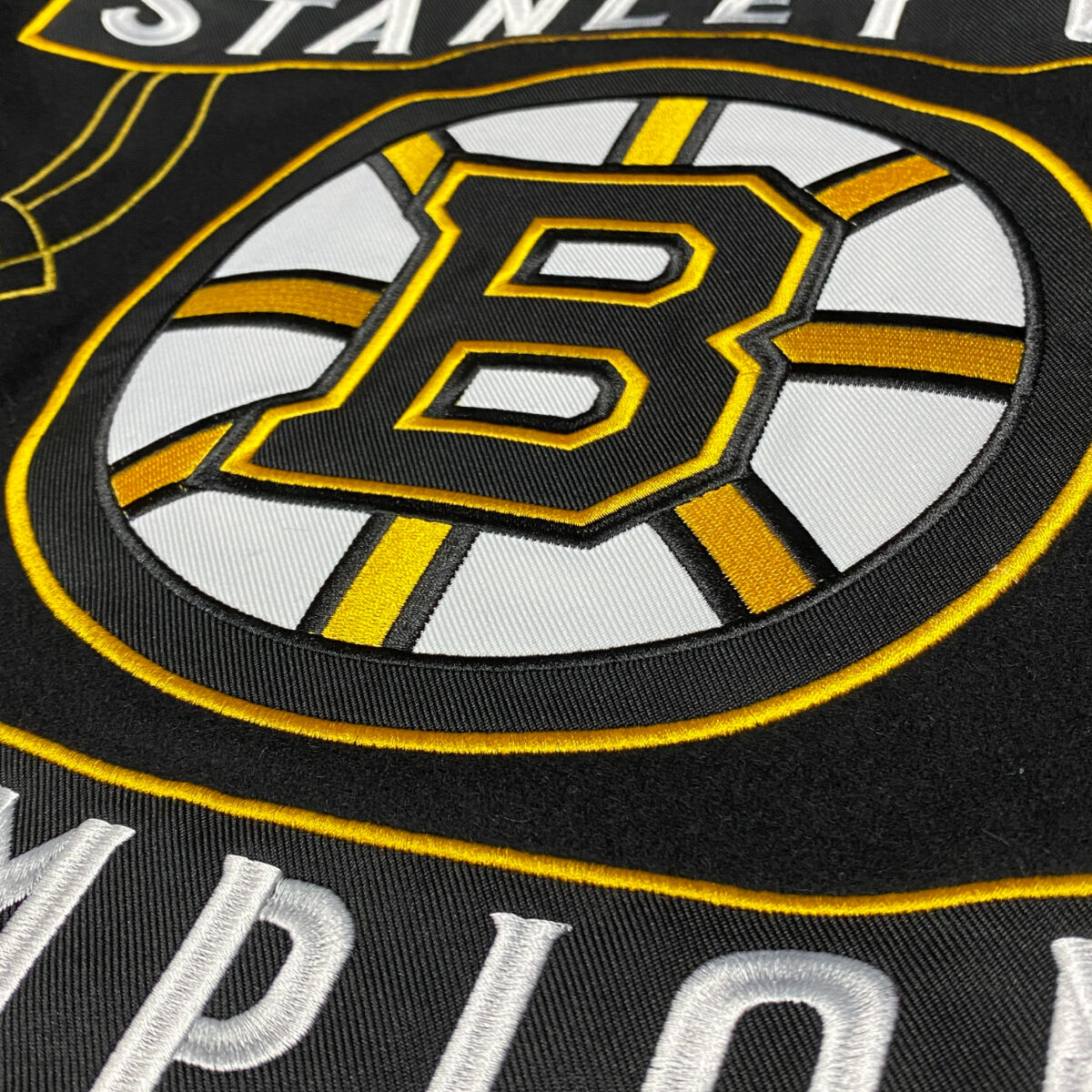 Nhl Jhデザイン Bruins ブルーインズ 限定スタンレーチャンピオンズ リバーシブル