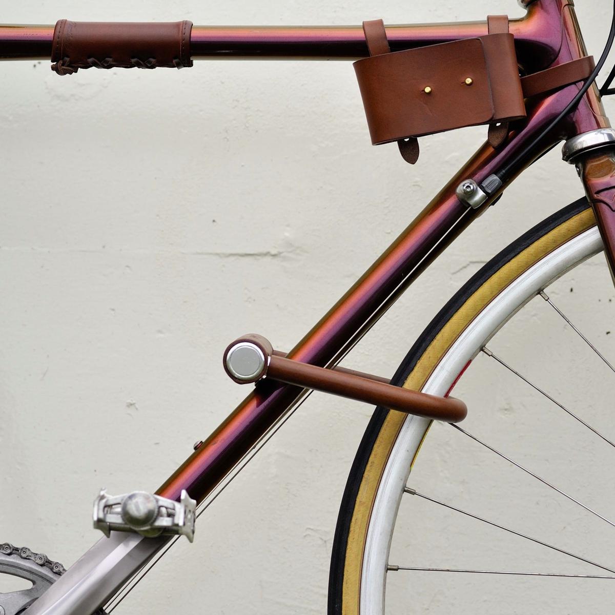 u字ロック 自転車ロック 材質