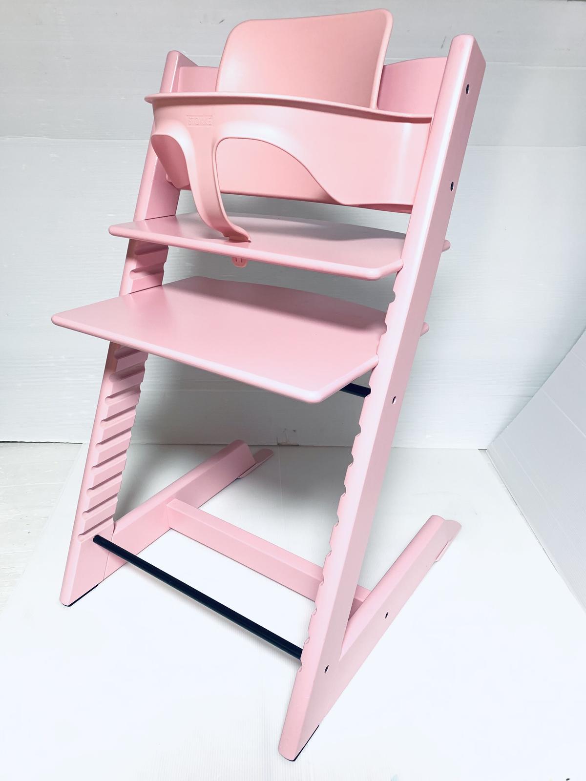 ております】 Stokke - (436)ストッケ トリップトラップ S/N4の通販 オンライン限定商品 ☆ピンク・テーブル付☆ ストッケ STOKKE トリップトラップ S/N4 イス