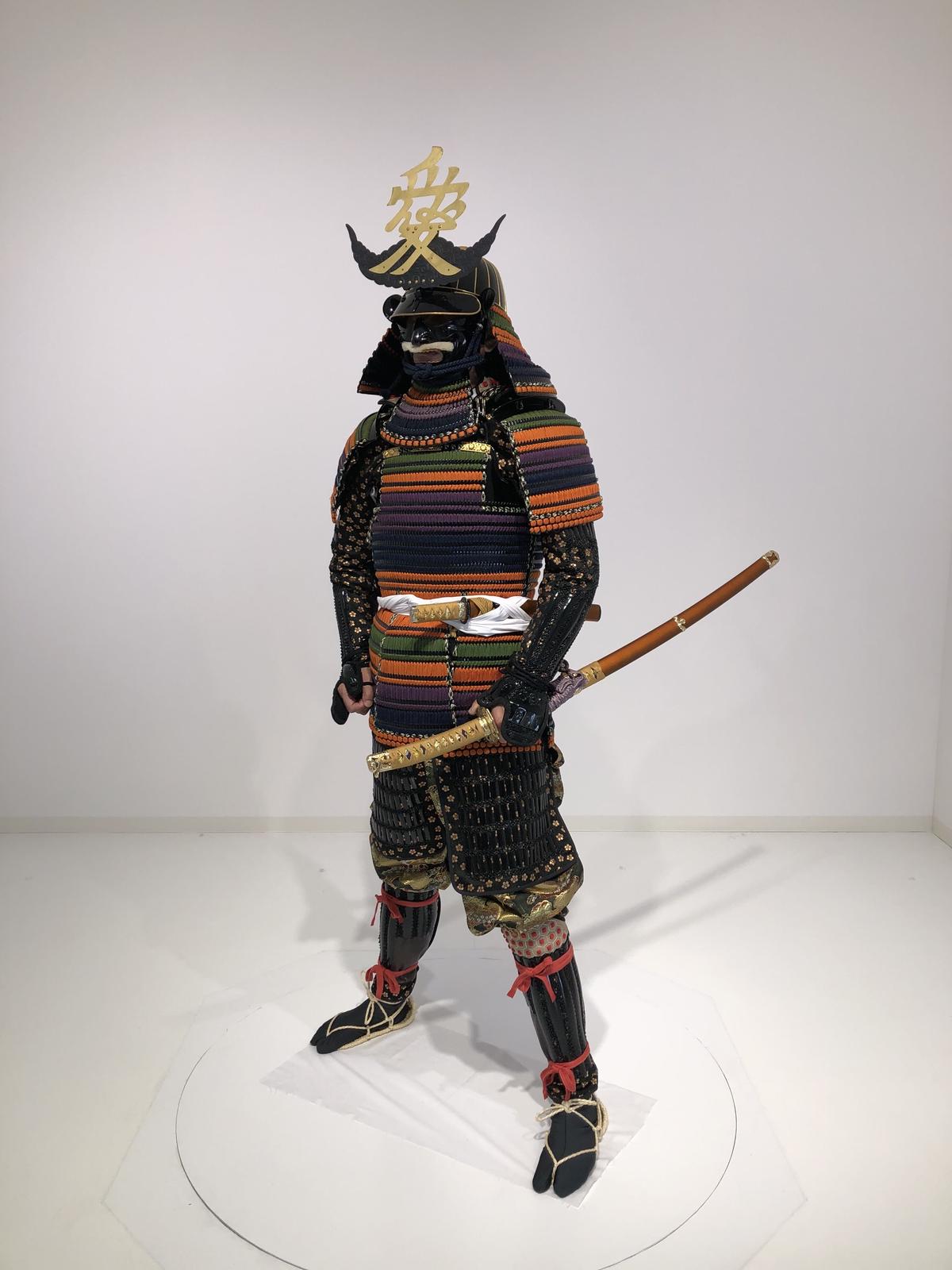 等身大甲冑レプリカ＋木製箱 落とし込ん