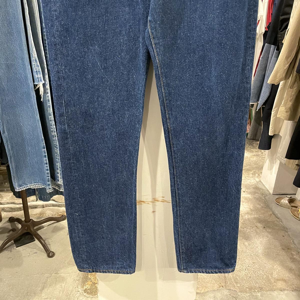 Levi's 501 80年代 リーバイス501 内股シングル 黒カンヌキ 脇割り ブランド直営 レア★81年製80sビンテージLEVISリーバイス501ハチマルクロカン脇割 デニム/ジーンズ