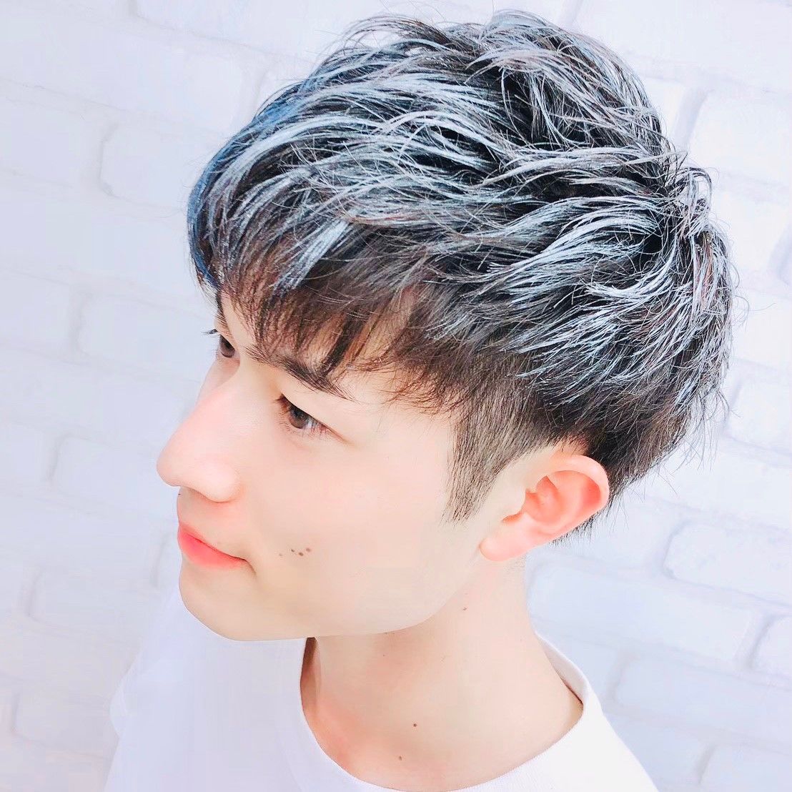 公式 Emajiny Silver Arrow 74a シルバーアローヘアカラーワックス 銀 公式 Emajiny Silver Arrow 74a シルバーアローヘアカラーワックス 銀