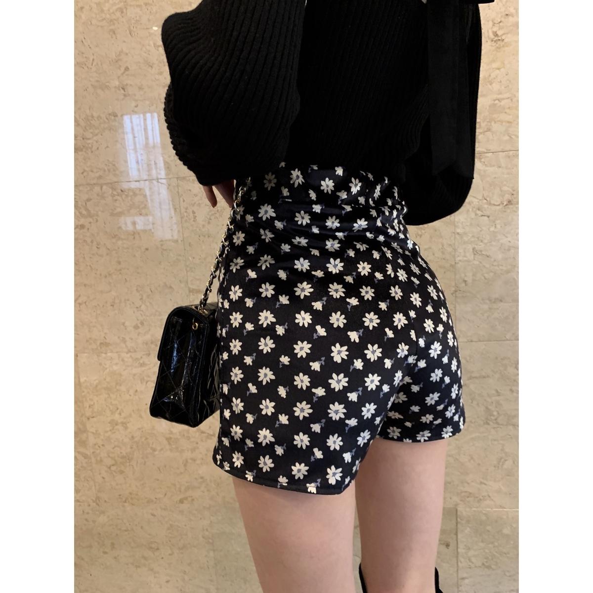 velours flower short pants black épine