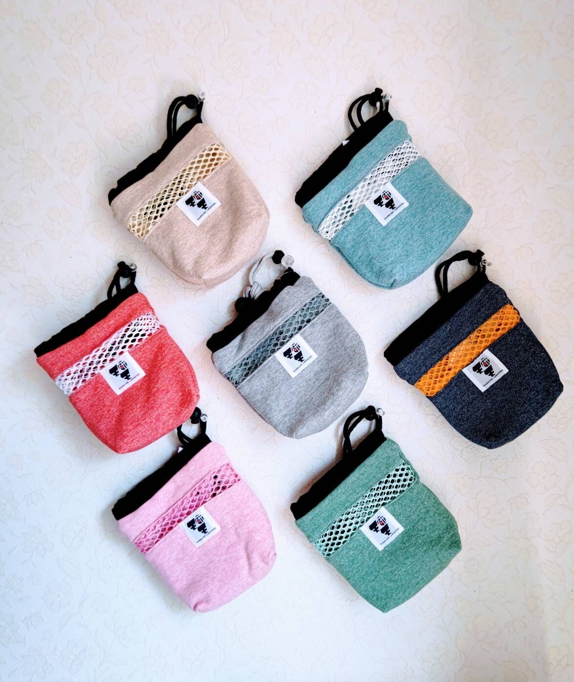 フェリシモ 猫のまんまるきんちゃく 猫 巾着 化粧ポーチ ポーチ 収納