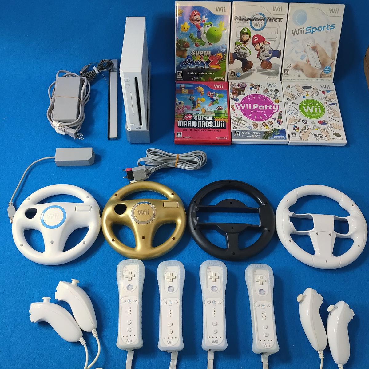 豪華 任天堂 wii 4人で遊ぶ♪ 本体とマリオカート一式 スーパー 豪華 任天堂 wii 4人で遊ぶ♪ 本体とマリオカート一式 スーパー