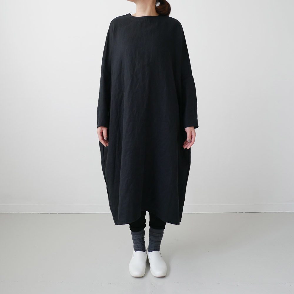 Universal Tissu ユニヴァーサルティシュ Japanリネンギャバbigワンピース