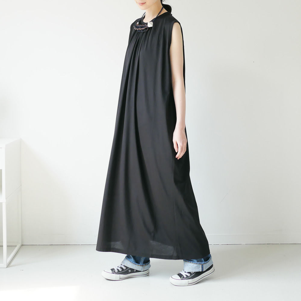 Sacra サクラ ビスコースコットンワンピース Black Gou