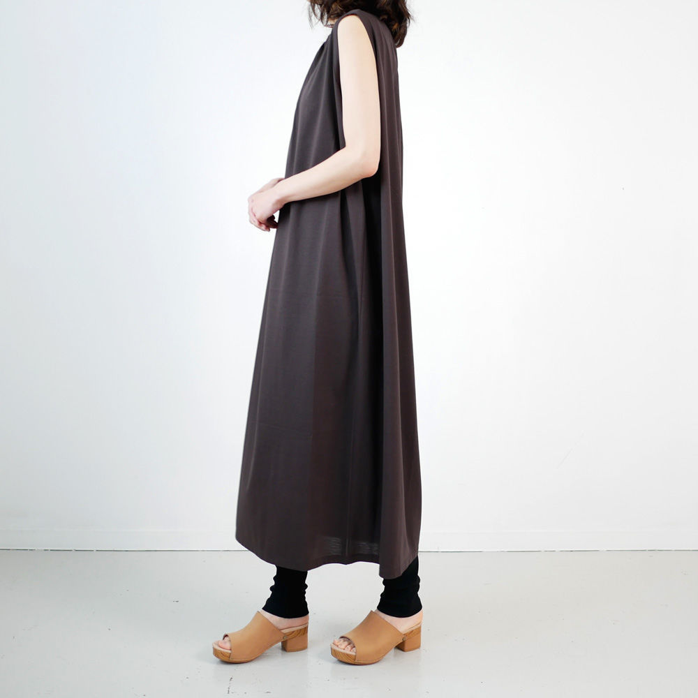 Sacra サクラ ビスコースコットンワンピース Brown Gou