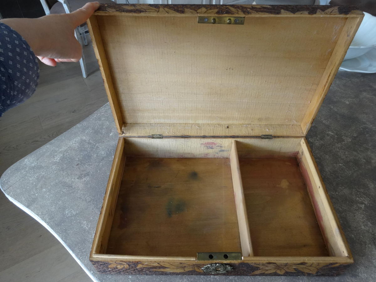 ヴィンテージbox 花柄彫刻 木製ボックス 木箱 44 4x28cm Grenier Ideco