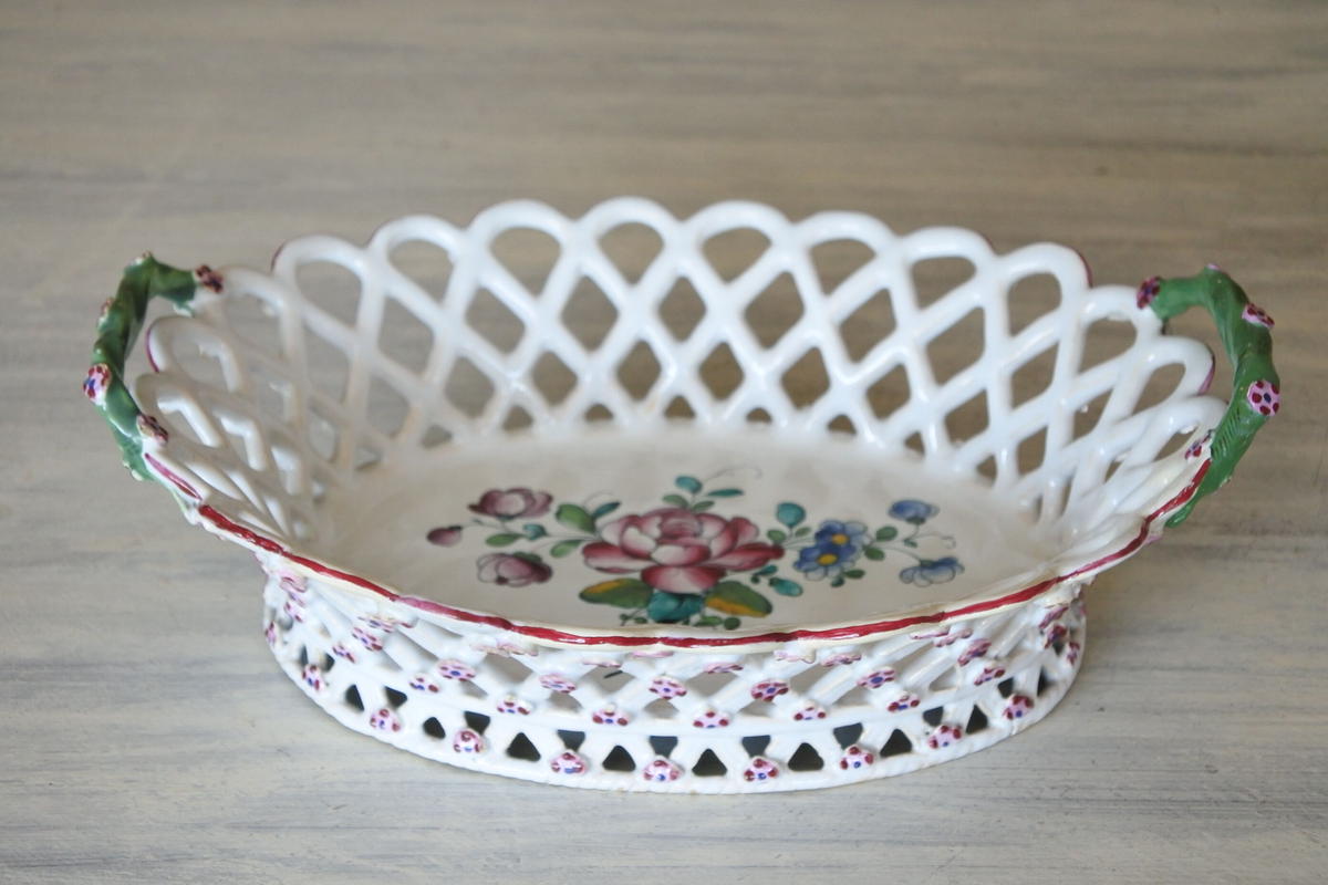 フランス 18世紀 キュノワール 35cm 大皿 鎹継ぎ ファイアンス 花絵