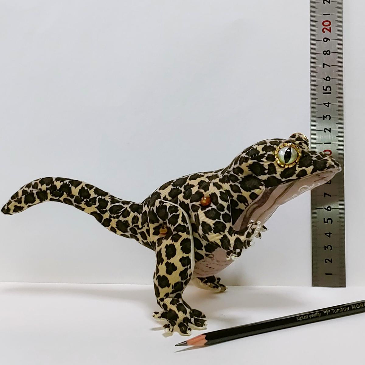 ヤモリ ヒョウ柄 ぬいぐるみ 魚水屋 ヤモリ ヒョウ柄 ぬいぐるみ 魚水屋