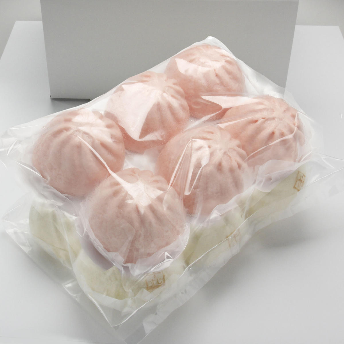 桃色吐息まん&牛すじまん 各6個入り 紅白セット | 肉まん通販 牛すじハッピー
