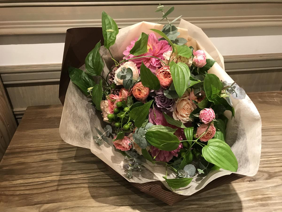 Rose Bouuet 12本 日ごとに愛が強くなる 花屋 ゆず花