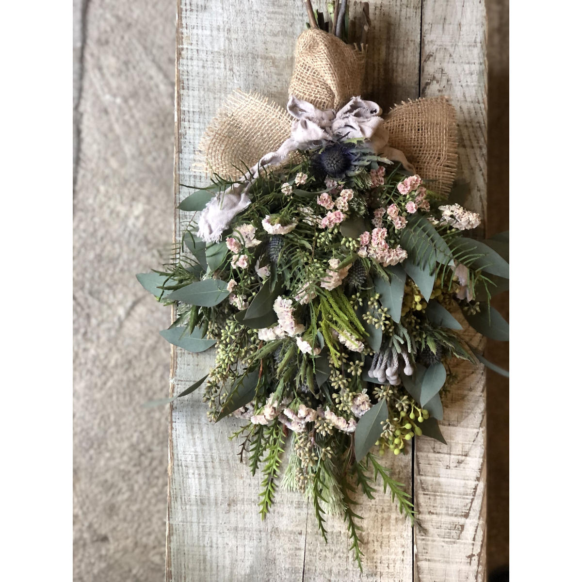 ユーカリポポラスのフレッシュスワッグ Helianthus Garden Online