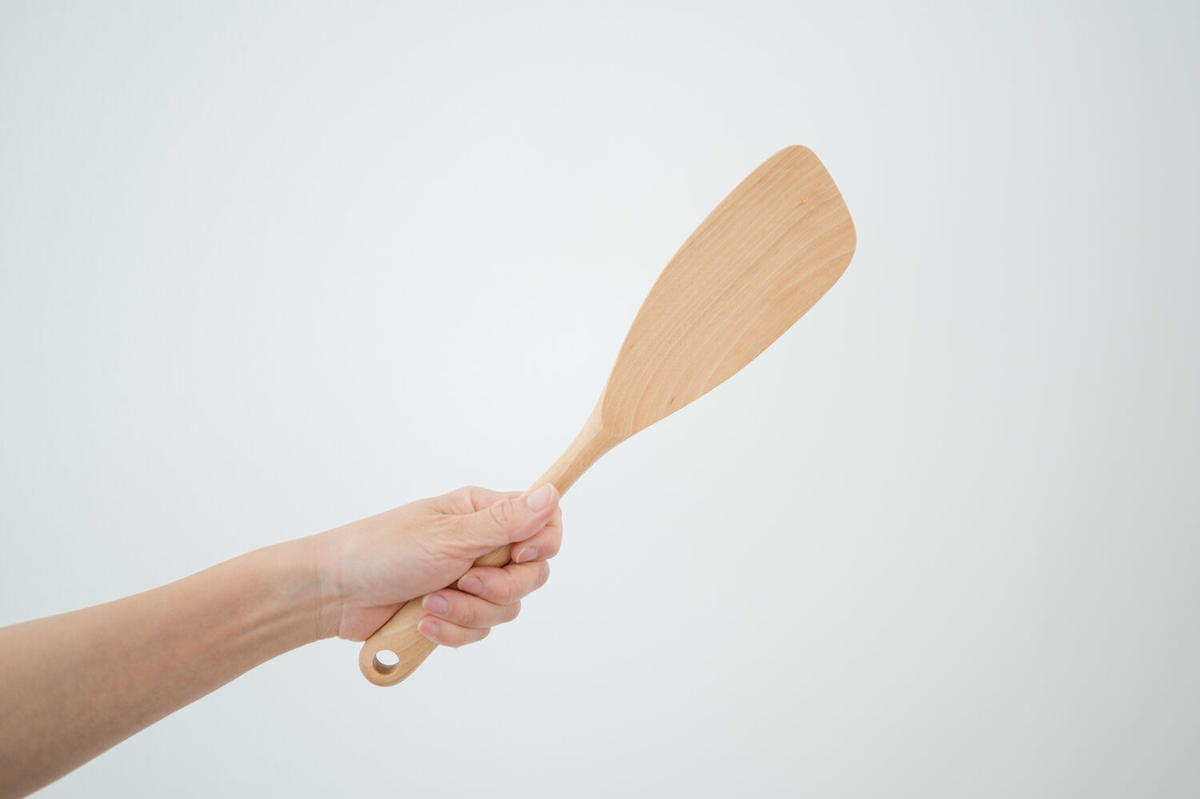 オノオレカンバ材 木製ターナー 穴なし 左手用 左利き用 左ききの道具店 オノオレカンバ材 木製ターナー 穴なし 左手用 左利き用 左ききの道具店