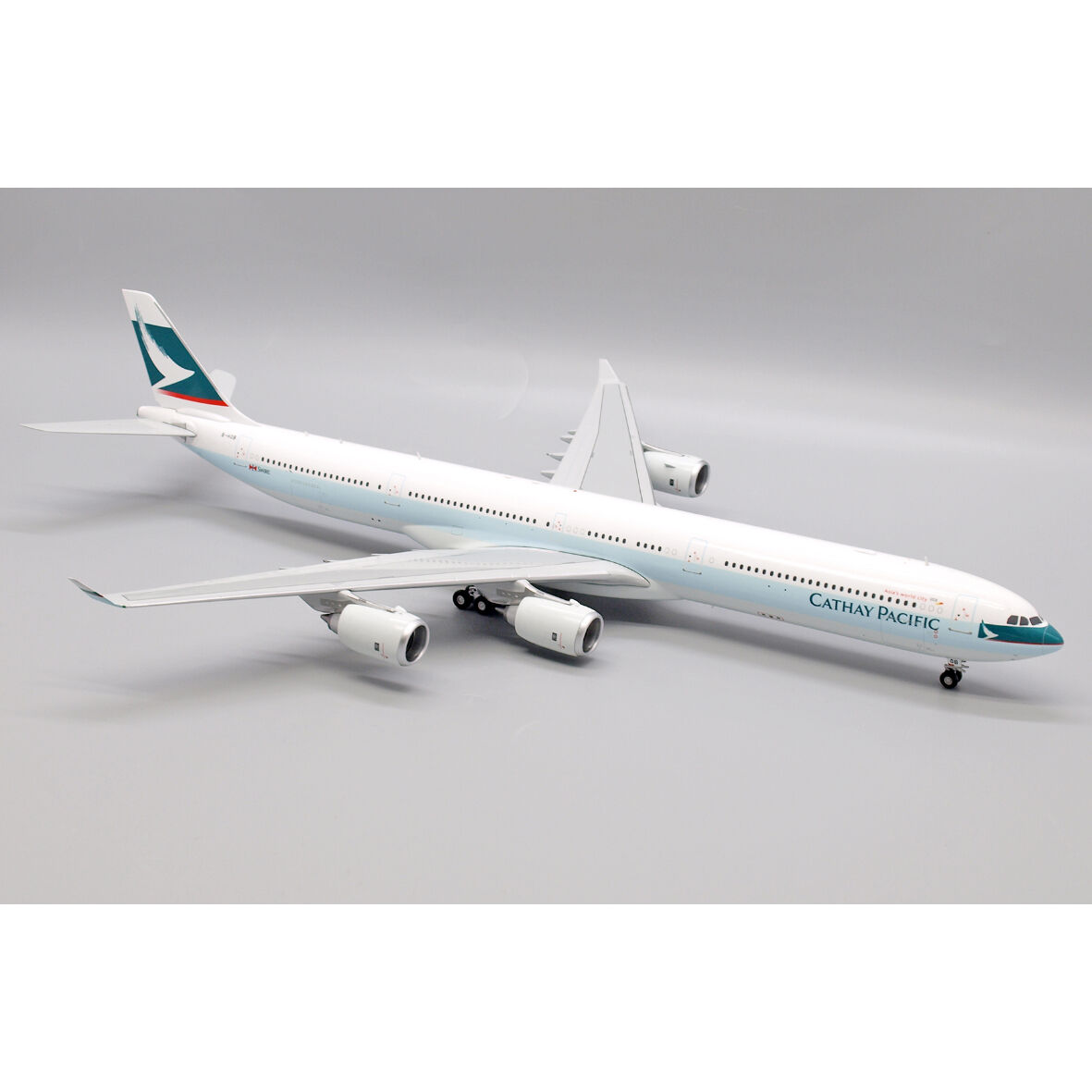 室外 キャセイパシフィック航空 1/200 A340-300 プラ製