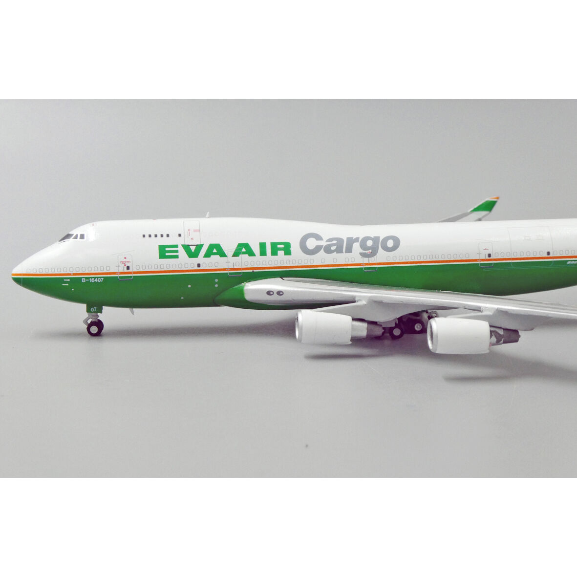 希少価値　1/200 エバー航空  B747 Cargo 航空機模型 希少価値 1/200 エバー航空 B747 Cargo 航空機模型