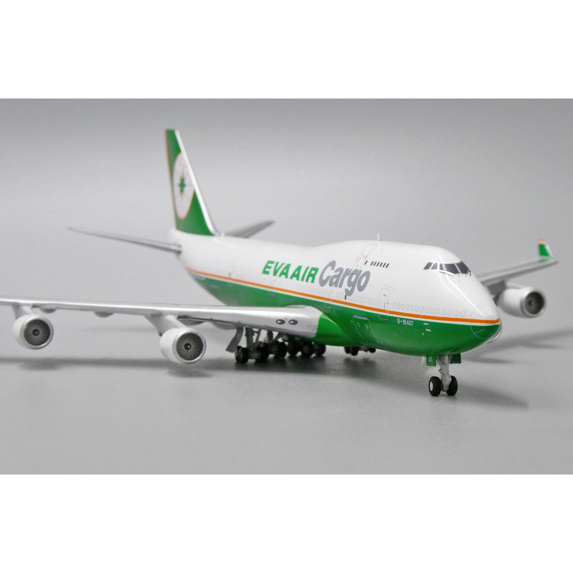 希少価値 1/200 エバー航空 B747 Cargo 航空機模型