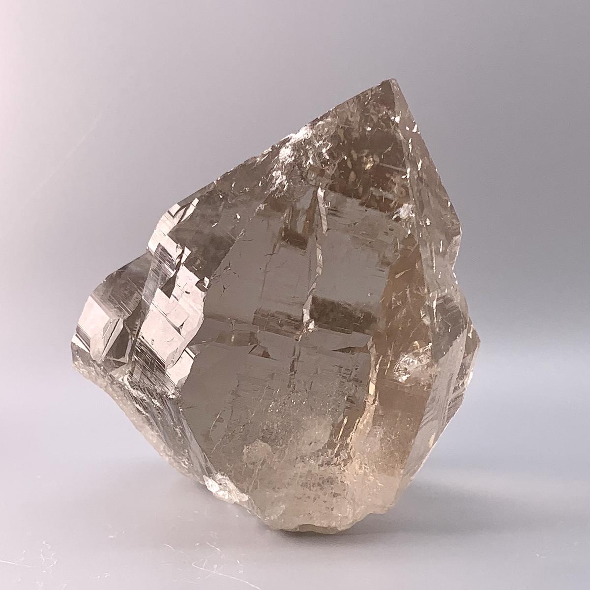 ガウリシャンカール産スモーキークォーツ リンガム 【公式通販】