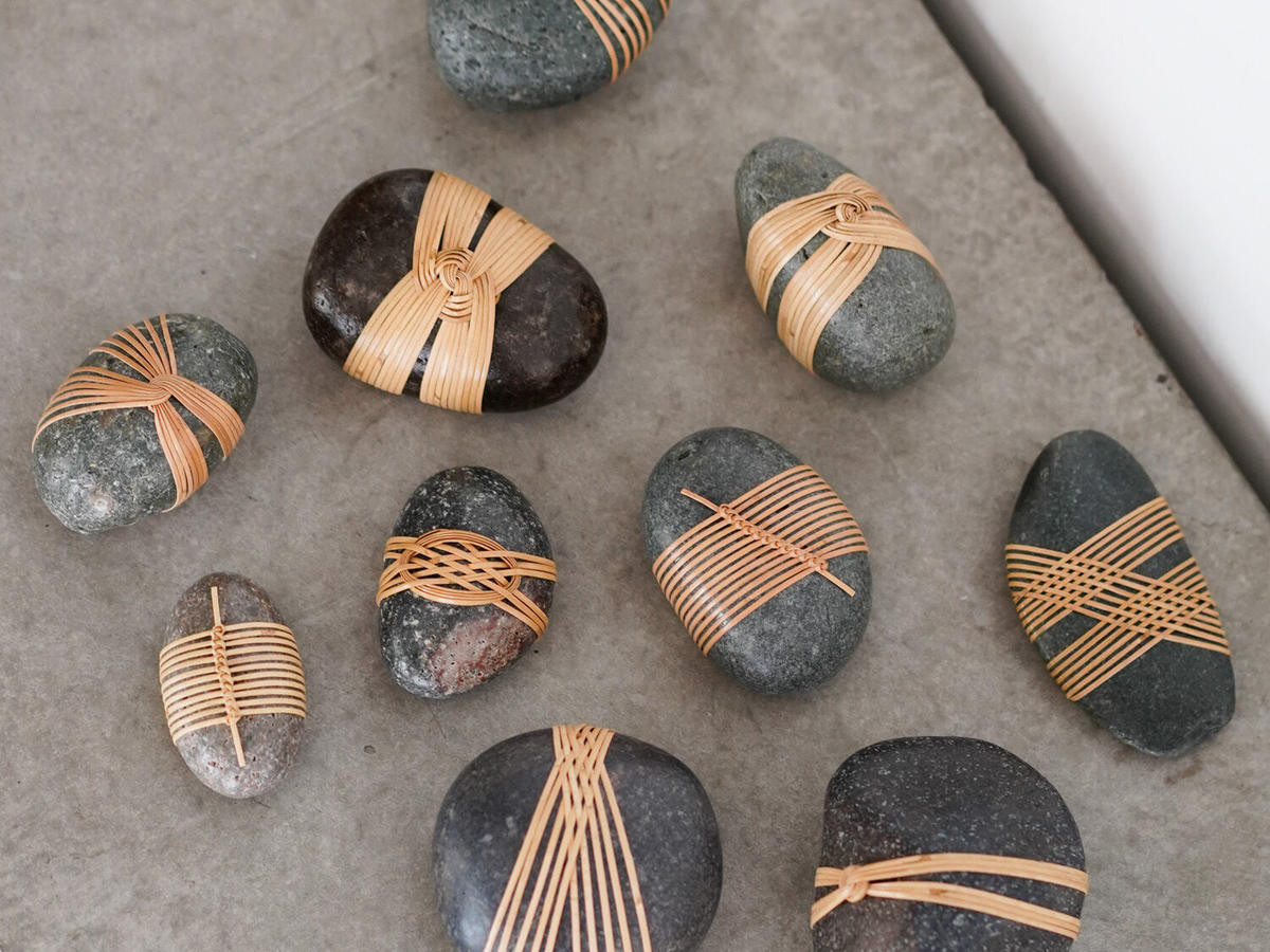 95％以上節約 Shizu Designs 石のオブジェ ペーパーウェイト ienomat