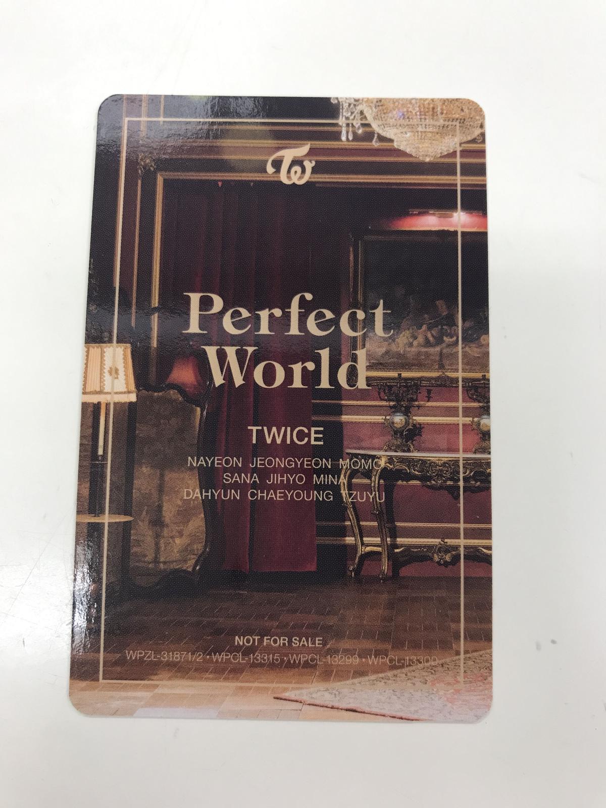 TWICE Perfect World ハイタッチ券 モモちゃん