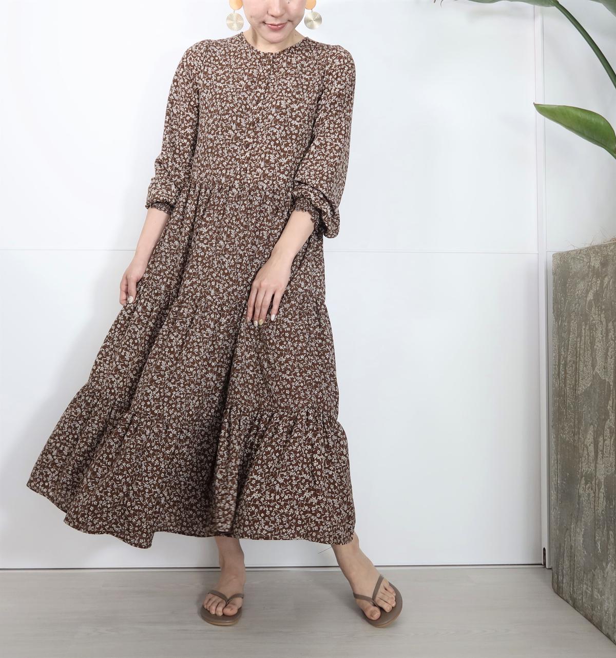 イエベ秋 小花柄ティアードワンピ ブラウン Ilonono Official