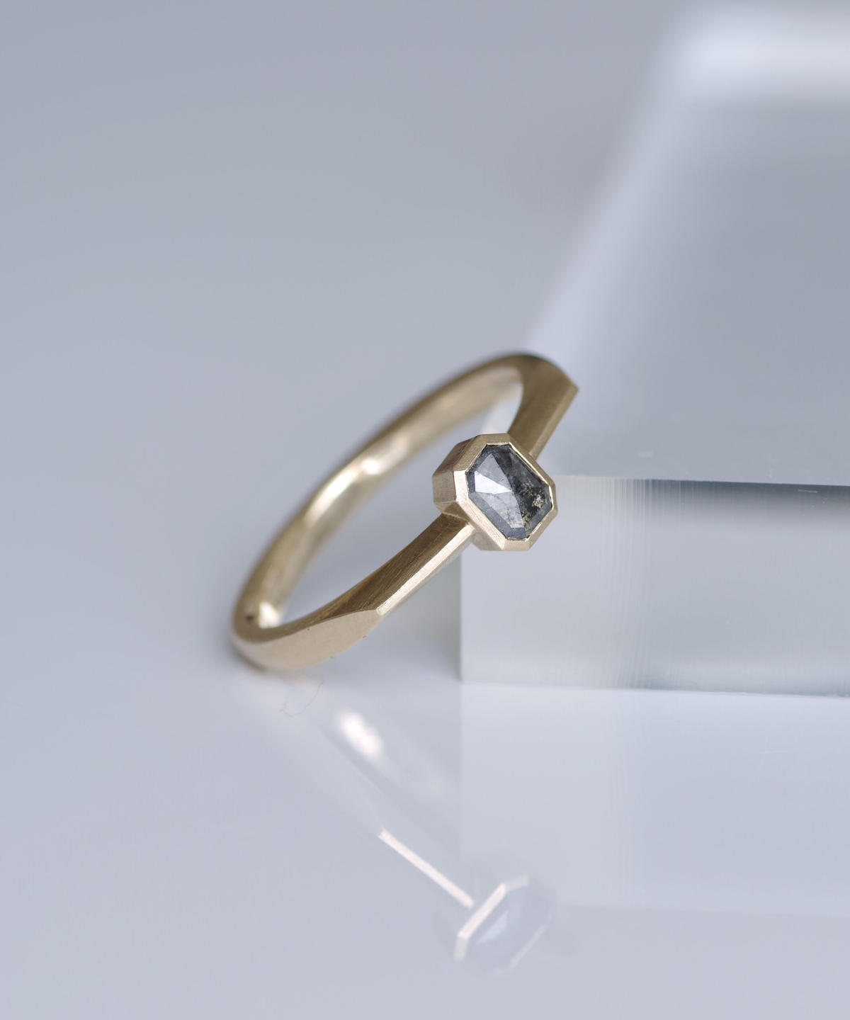 One of kind / Diamond Ring <K18YG> - R286CYG | ...