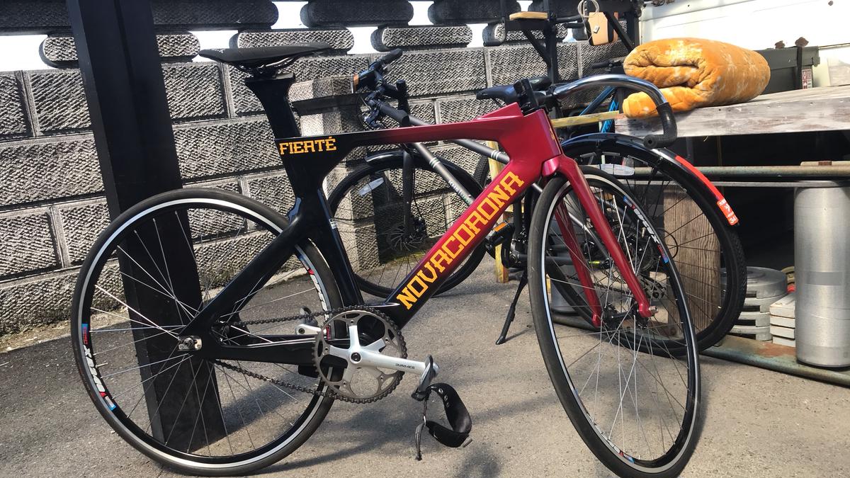 ピスト カーボンホイール NOVACORONA VELOCE