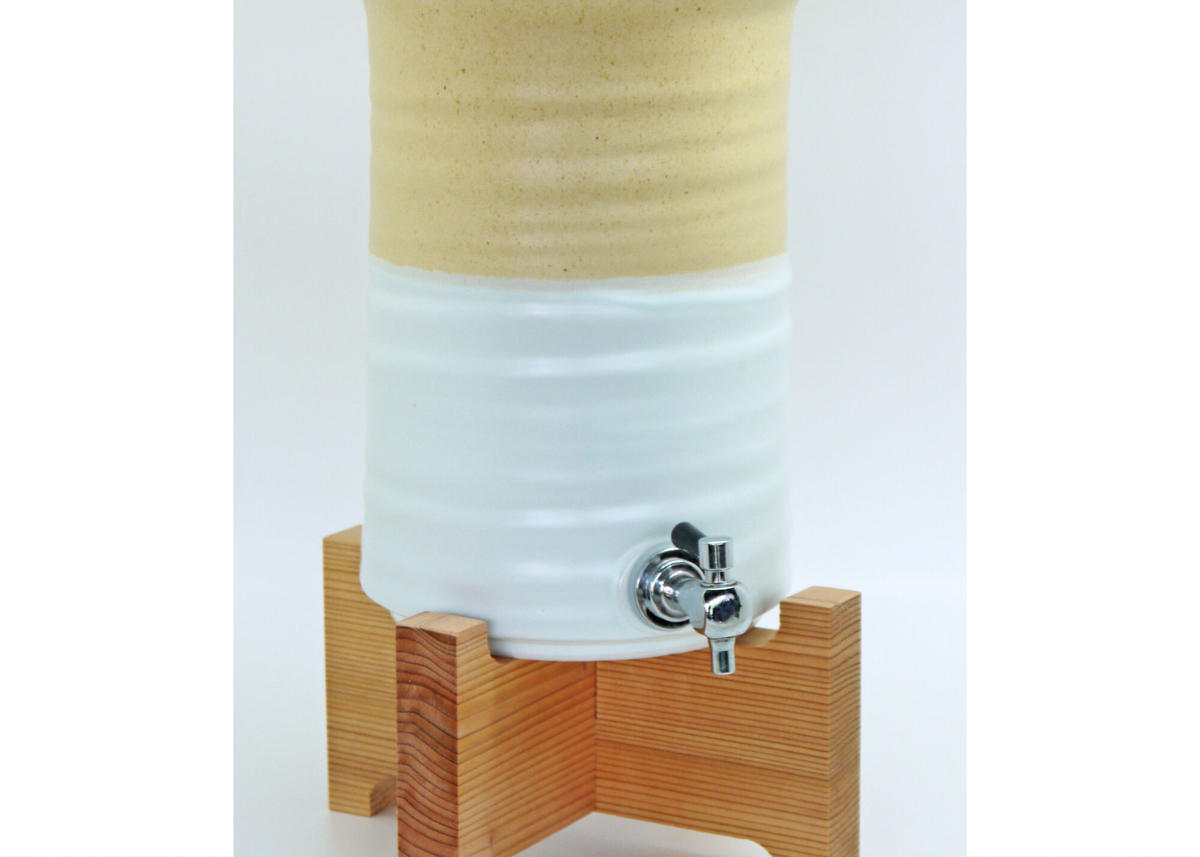 銀河の泉 ～E水生成器～ (置き台アリ) 虔山 銀河の泉 ～E水生成器～ (置き台アリ) 虔山 - メルカリ