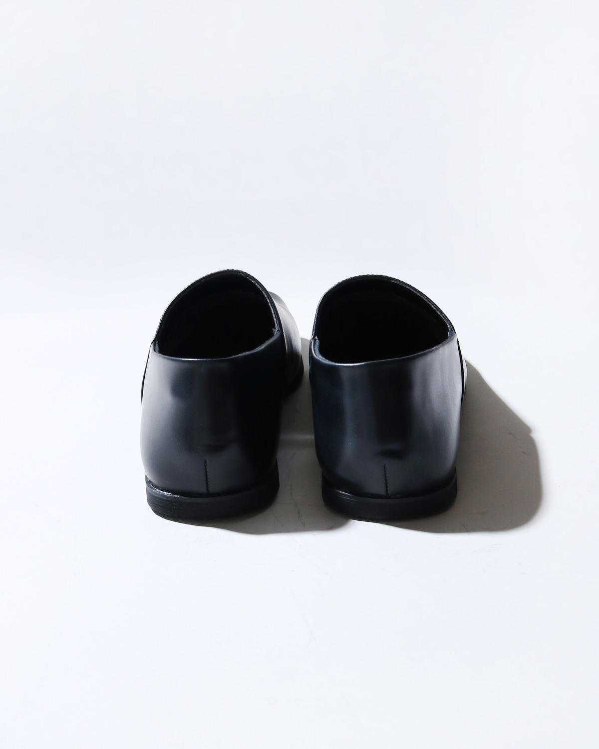 正規品直輸入】【正規品直輸入】MBドレススリッポン(スクエアトゥ