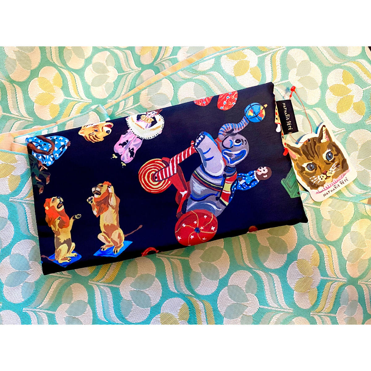 新品即決 Nathalie Lete Circus Pillows40 30cmナタリーレテ サーカスクッション フランスパリイラストレーター おしゃれ可愛い 71 以上節約 Circus