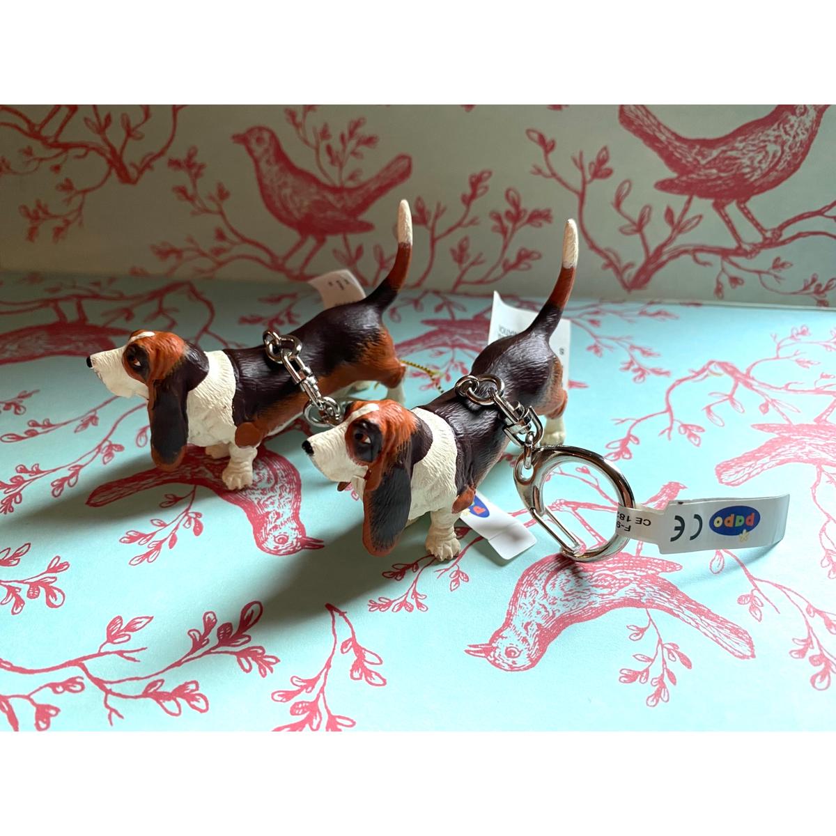 ハッシュパピー フィギュア置物 高さ13cm バセットハウンド犬 インテリア中古ハッシュパピー バセットハウンド犬 インテリア中古 フィギュア置物 高さ13cm