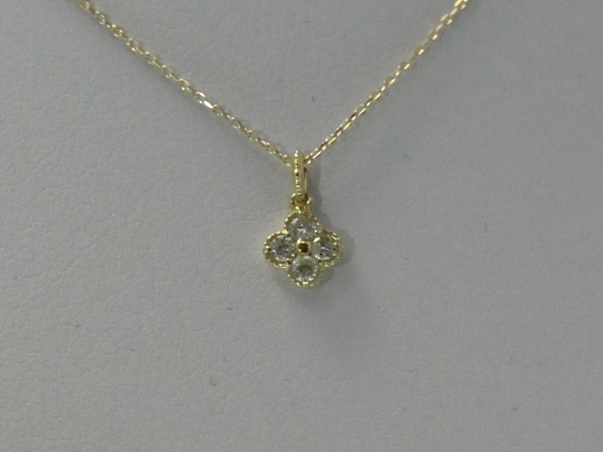 K18 ダイヤモンド ペンダントネックレス クローバーモチーフ 0.10ct 新品工具 【新品】クローバー モチーフダイヤモンドペンダントチェーン(K18PG) ネックレス