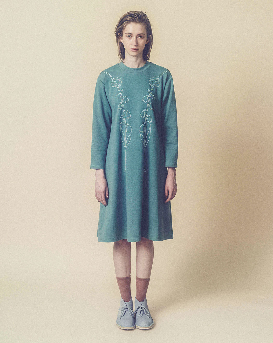 スズラン刺繍スウェットワンピース Blue Migh T By Kumiko Watari