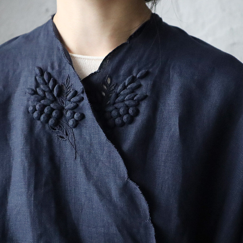 TOWAVASE Bon Voyage blouse (navy) | nii-B | WEB... TOWAVASE Bon Voyage blouse (navy) | nii-B | WEB...