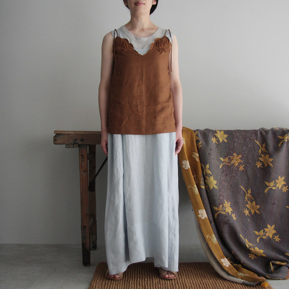 TOWAVASE Bon Voyage camisole (camel) | nii-B | ... TOWAVASE Bon Voyage camisole (camel) | nii-B | ...