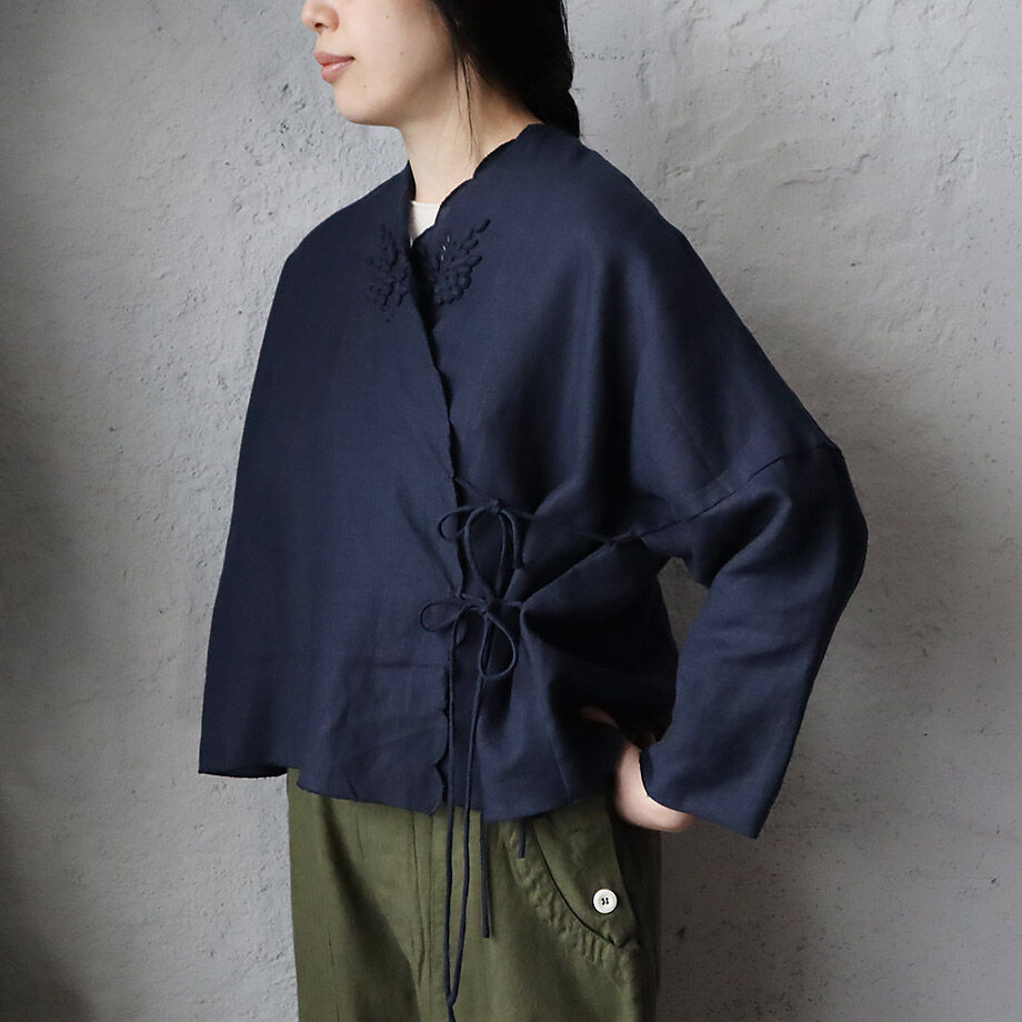 TOWAVASE Bon Voyage blouse (navy)