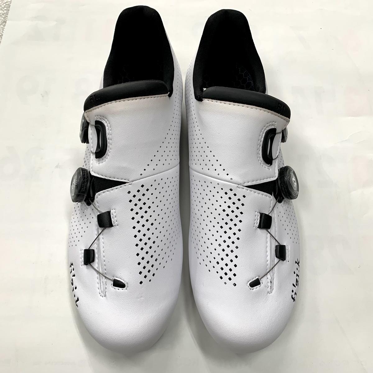 【在庫品特価】 Fizik フィジーク R1B (R1 BOA MEN) ホワイト 42