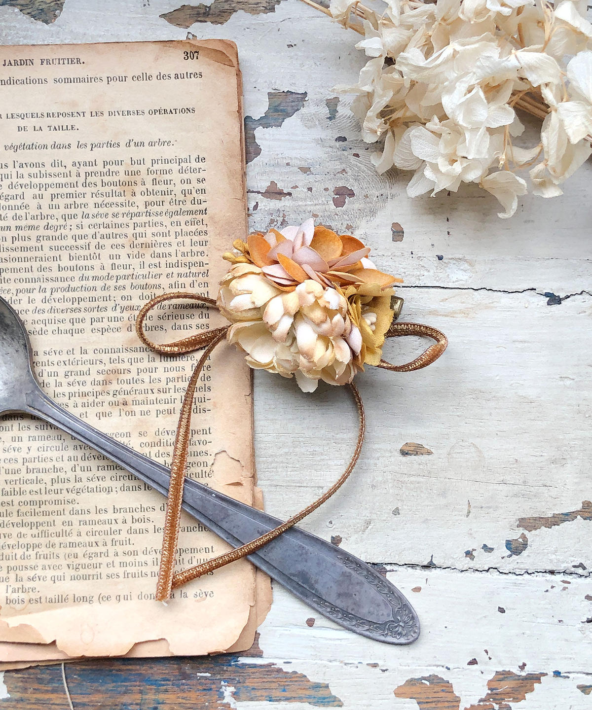 デイジーとあじさいの小さなコサージュ 6colors Lilaf M Soeur On