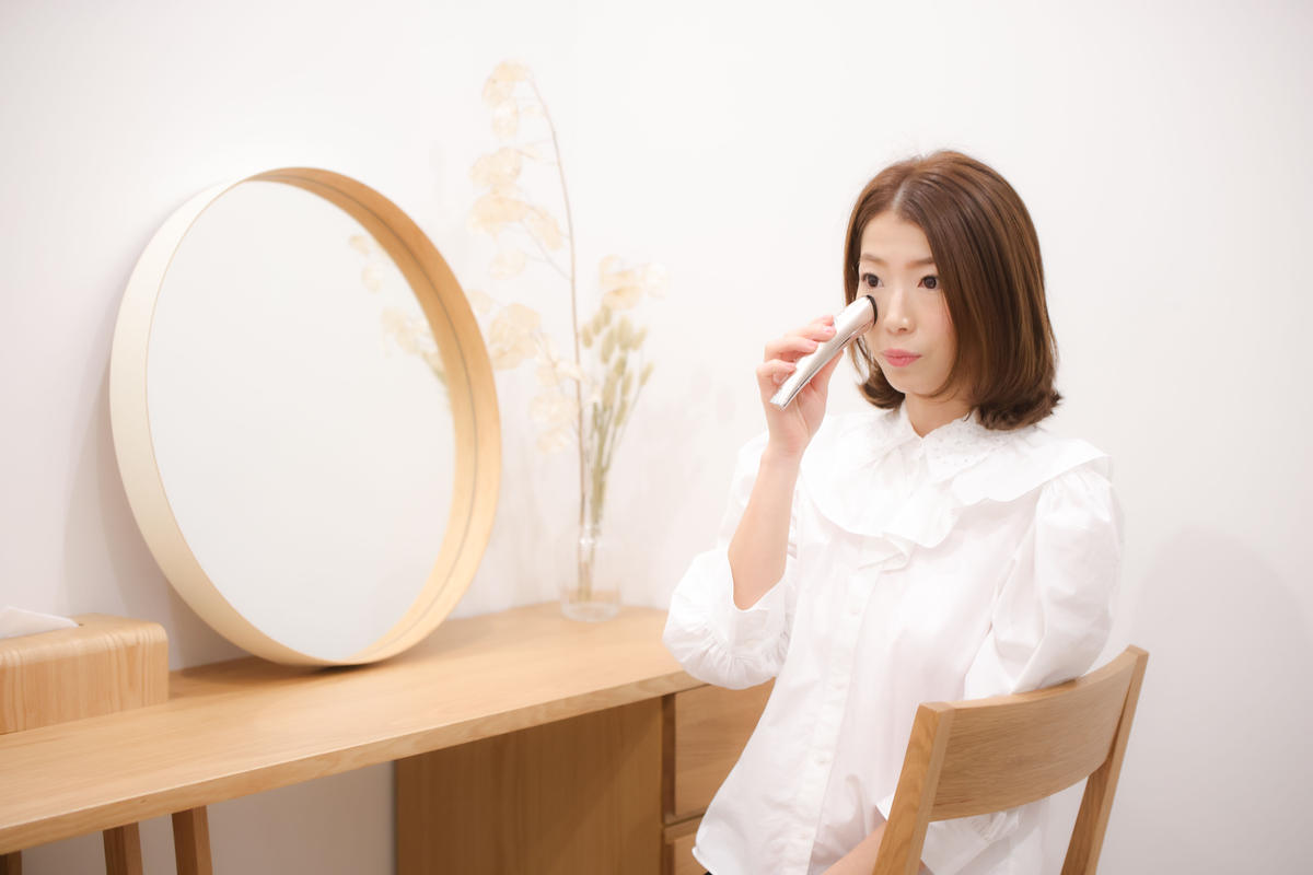 美肌美顔器 リビアス