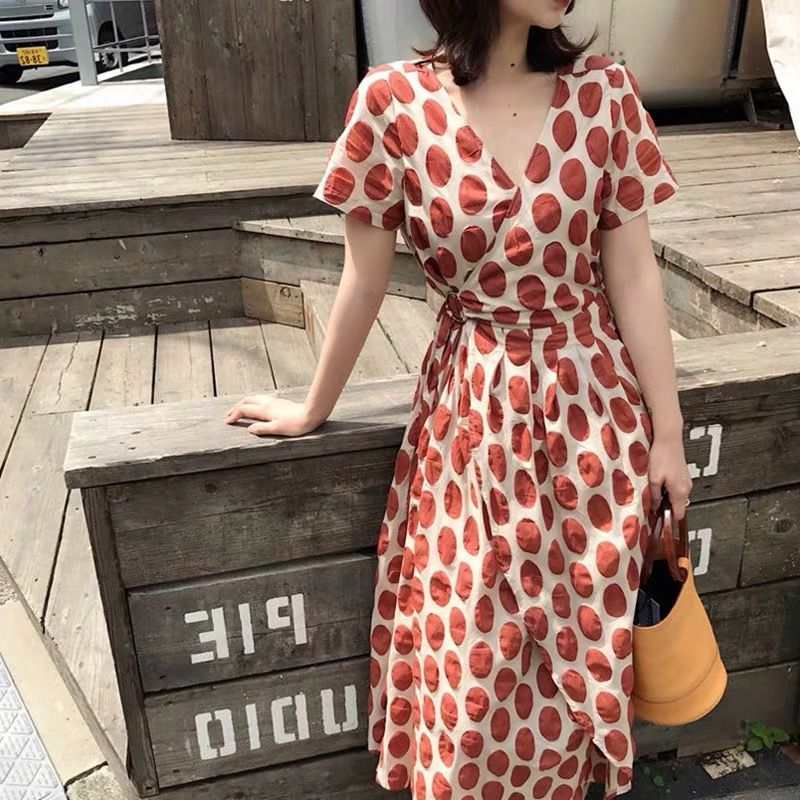 シックなミモレ丈夏レトロワンピース 水玉 清楚 半袖 通勤 通学 大きいサイズ Aライン カシ