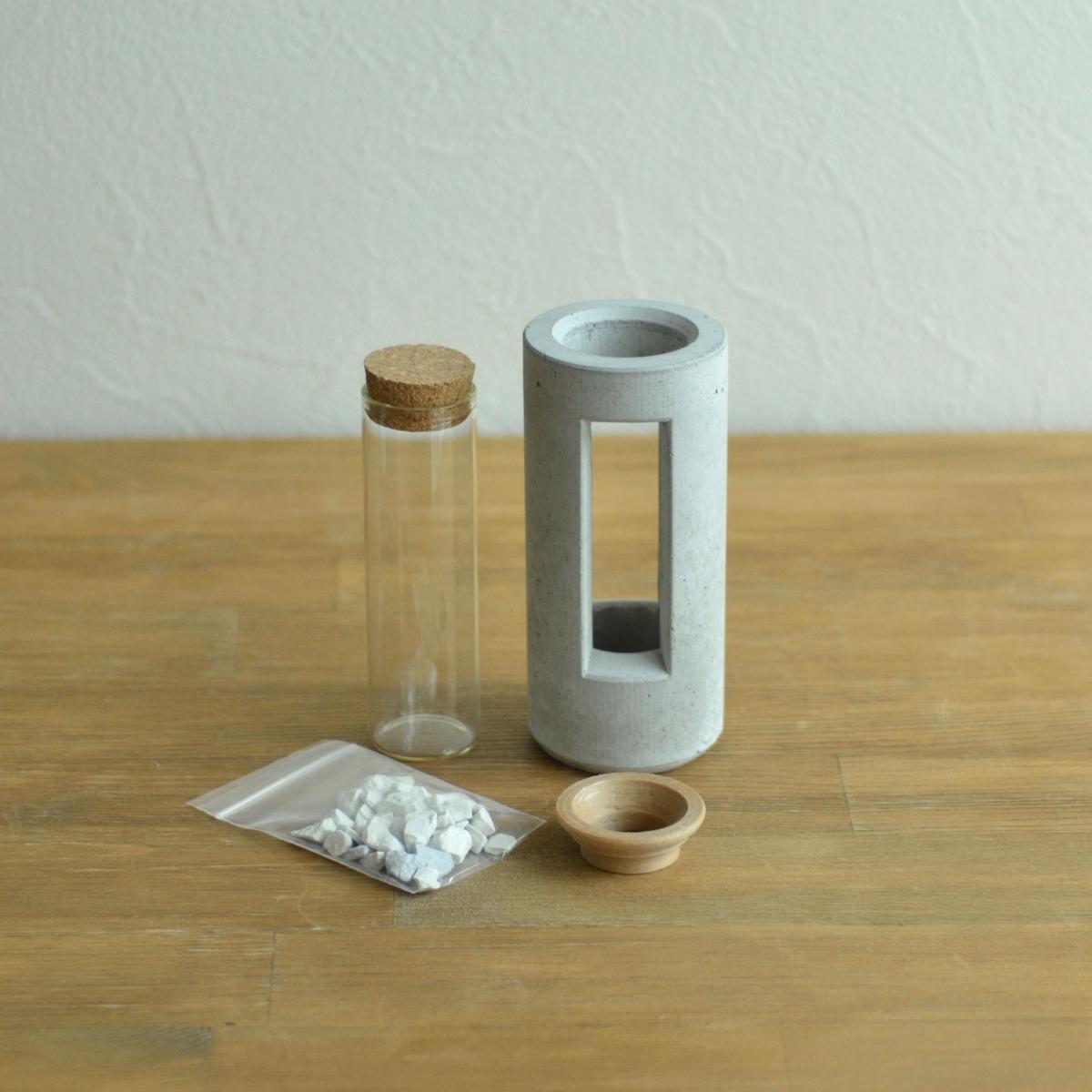 Plug S ハイドロカルチャー 水栽培容器 花瓶 Cement Flo