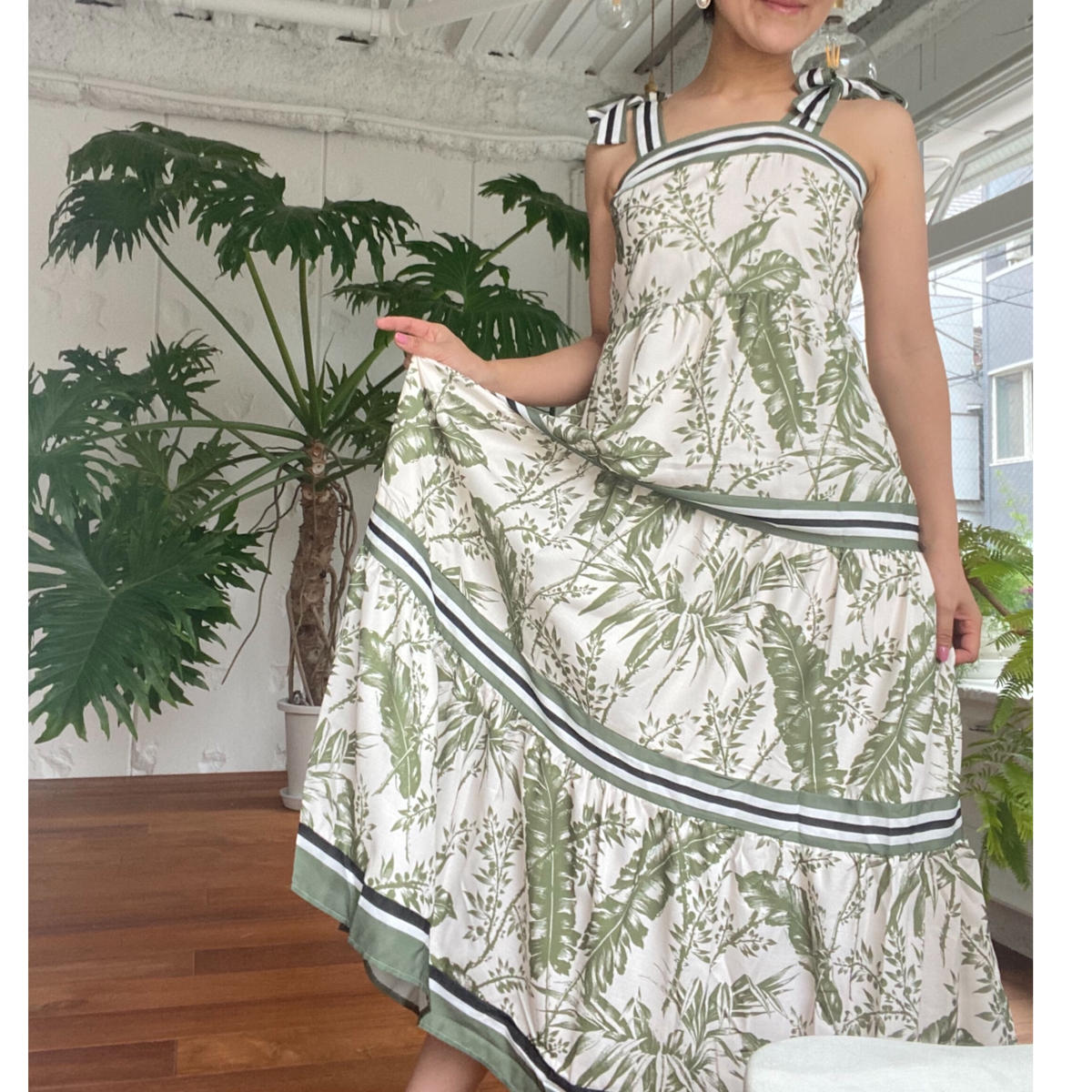 オリーブグリーンフラワーコットンワンピース Mamaguitar