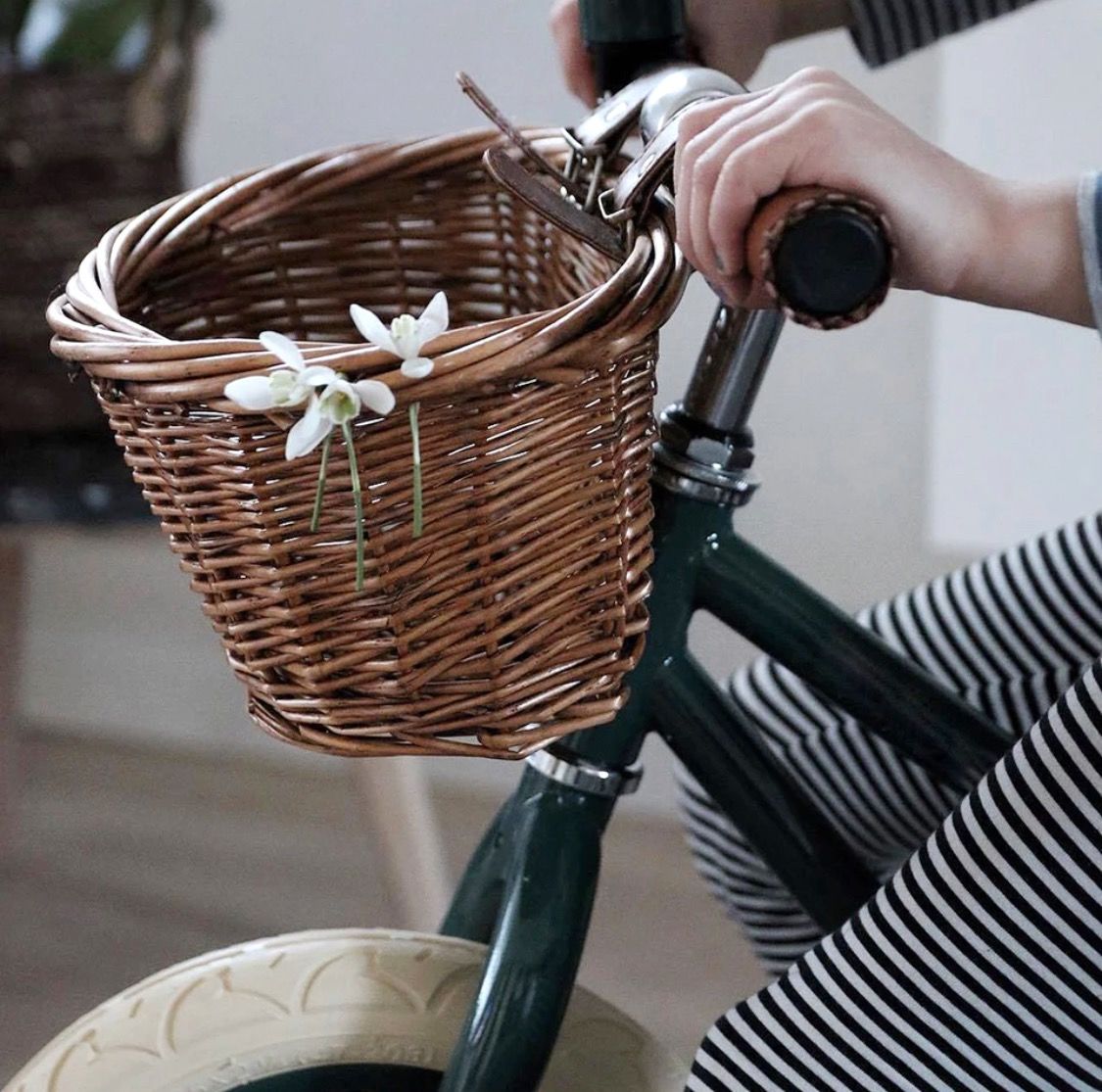 送料無料 キッズ自転車用 かご ラタンバスケット 自転車 かご バランスバイク ストライダー